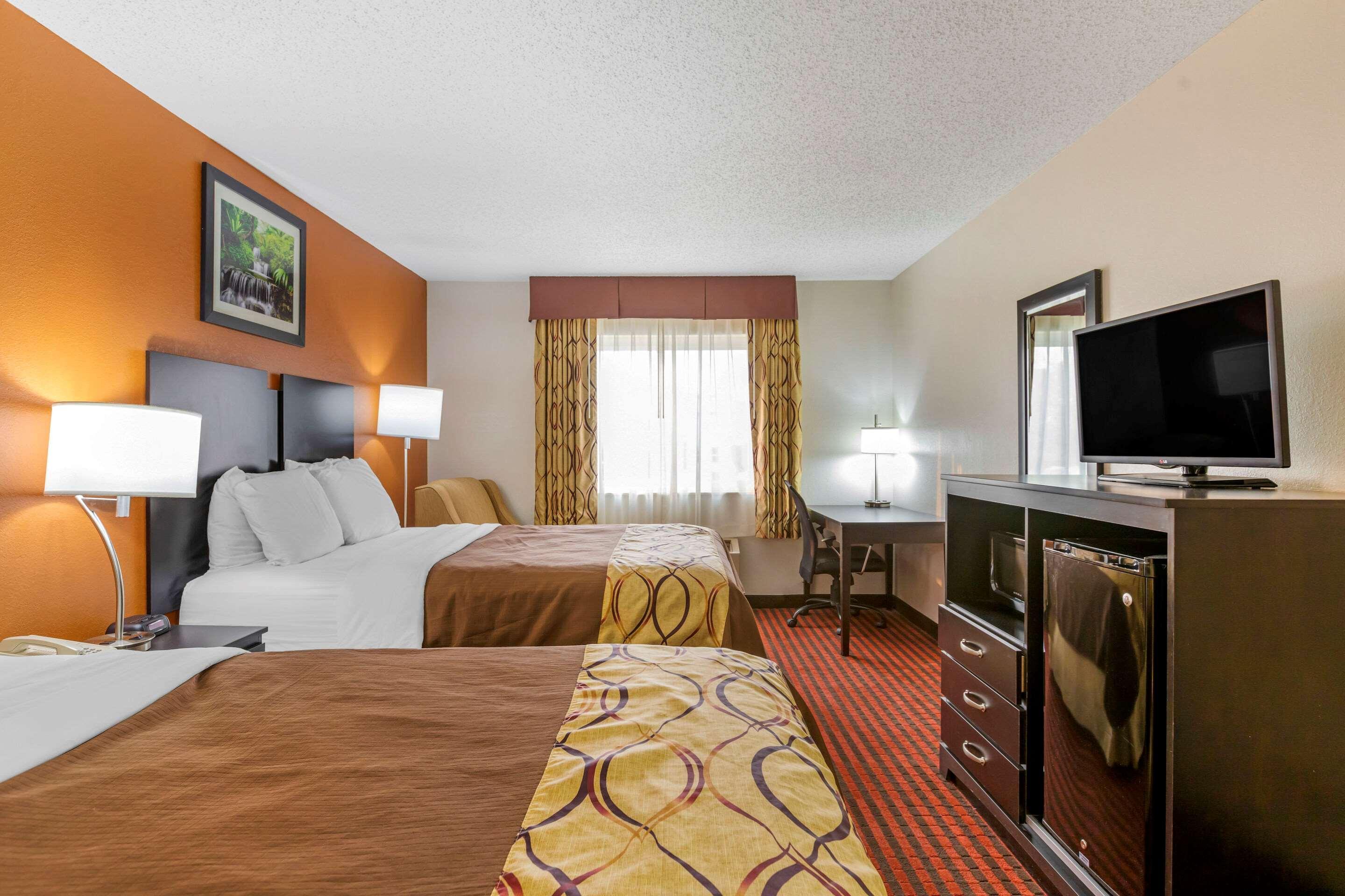 Rodeway Inn Coopersville Экстерьер фото