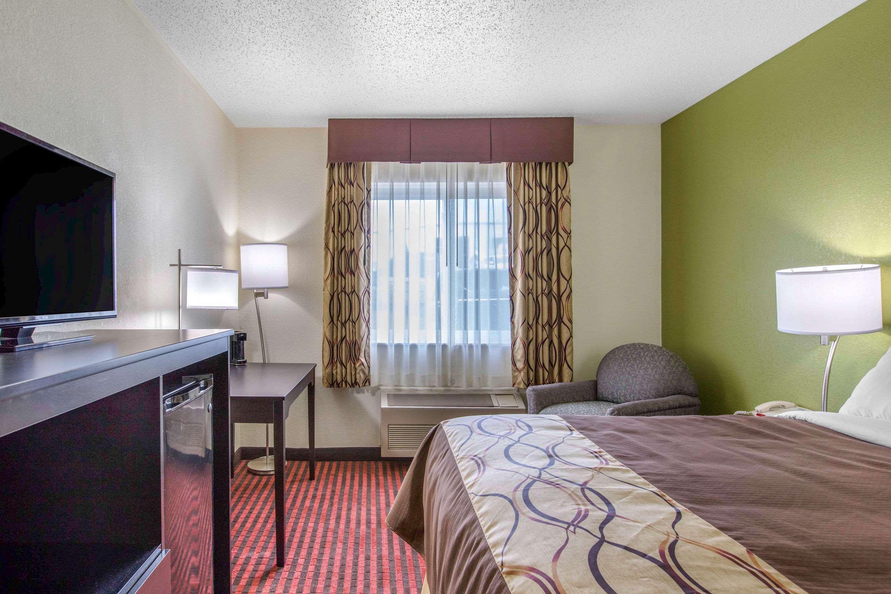 Rodeway Inn Coopersville Экстерьер фото